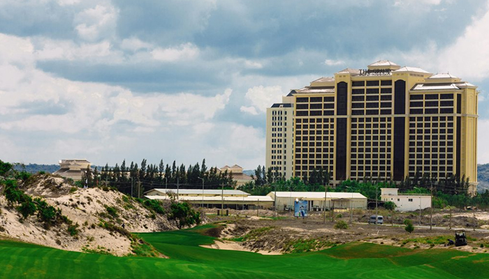 Resort kết hợp sân golf - The Grand Hồ Tràm Strip